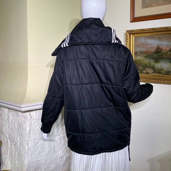 🎉HOST PICK🎉 Adidas Originals Tracktop Puffer Jacket Black - Picture 11 of 15
